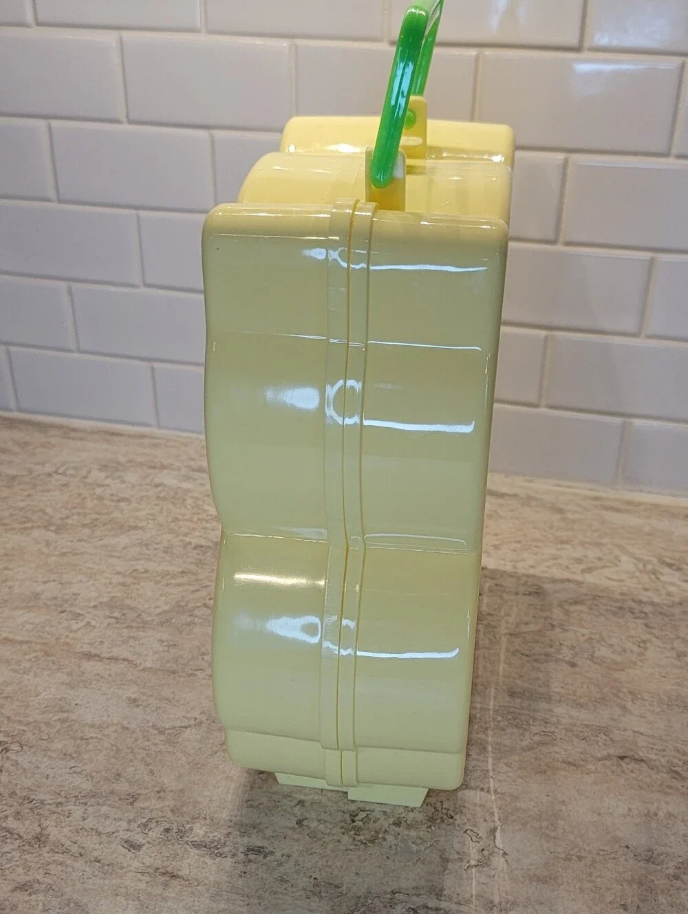 Vintage Hello Kitty yellow lunchbox With Thermos